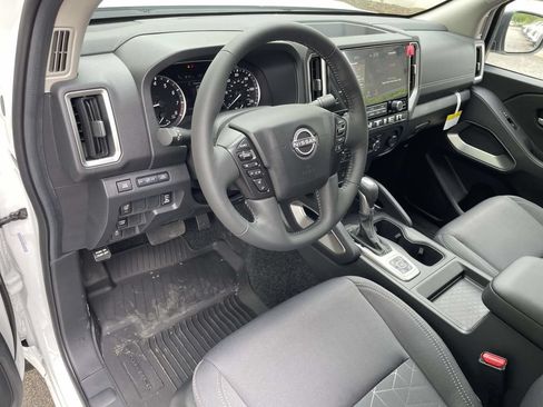 New 2026 Nissan Frontier SV w/ SV Convenience Package AWD/4WD image 17