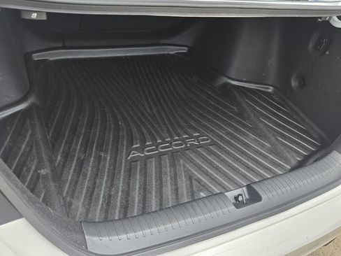 Certified 2025 Honda Accord SE image 13