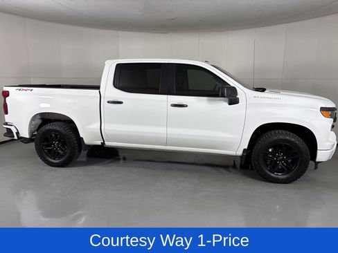 Used 2025 Chevrolet Silverado 1500 Custom AWD/4WD image 12