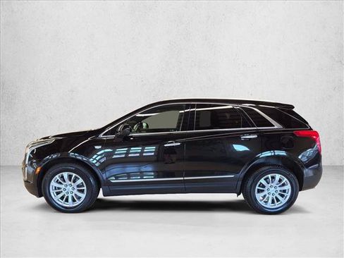 Used 2018 Cadillac XT5 AWD image 9