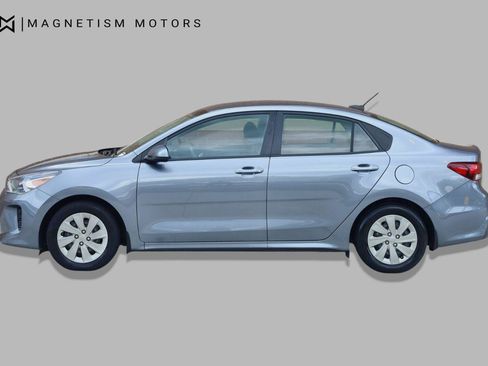 Used 2020 Kia Rio S FWD image 3