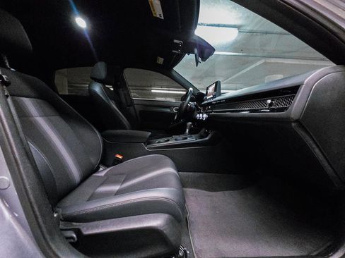 Used 2023 Honda Civic Sport image 37