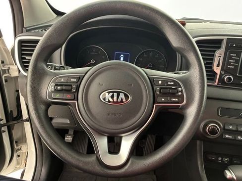 Used 2018 Kia Sportage LX AWD/4WD image 22