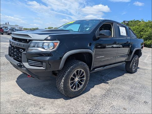Used 2022 Chevrolet Colorado ZR2 AWD/4WD image 9