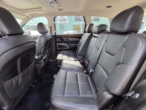 Used 2021 Kia Telluride EX AWD/4WD image 17