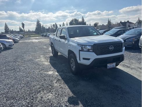 Used 2024 Nissan Frontier S image 10