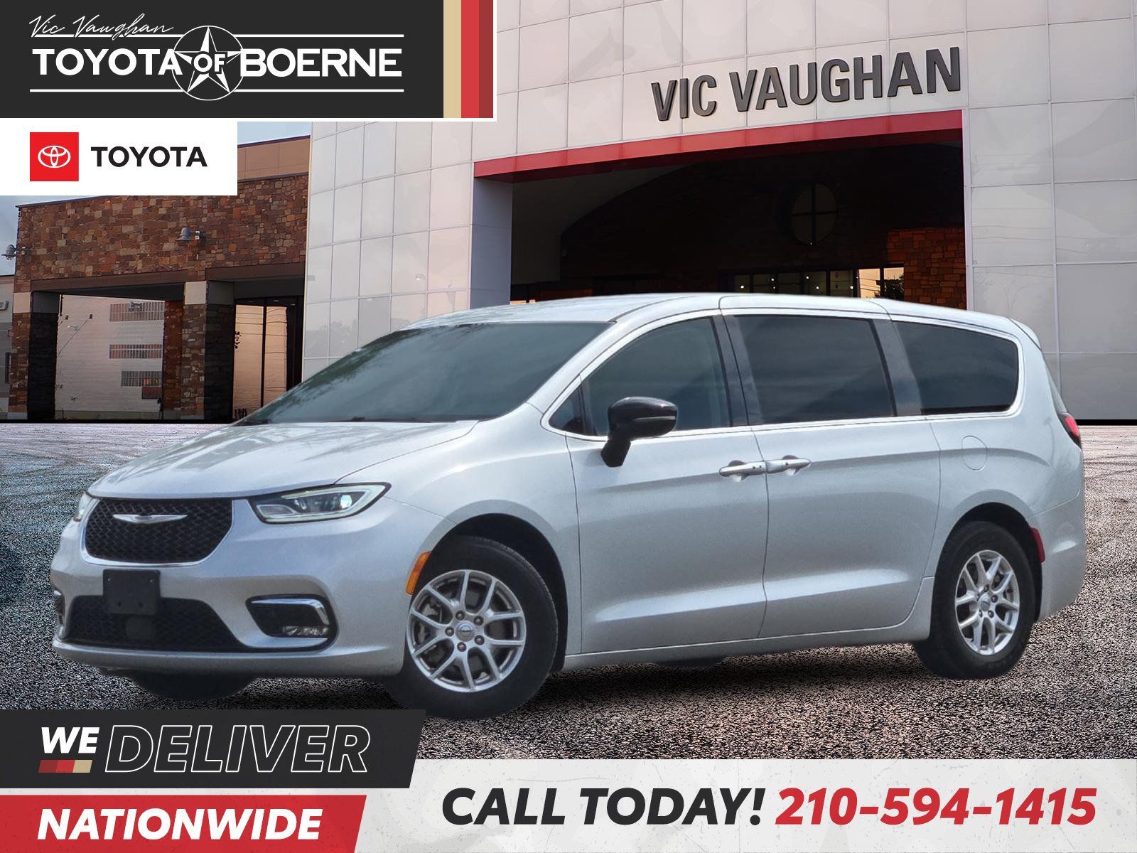 Used 2024 Chrysler Pacifica Touring-L FWD image 1