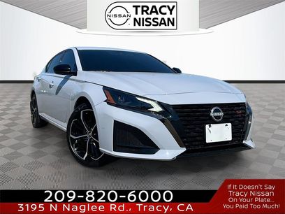 Used 2025 Nissan Altima 2.5 SR