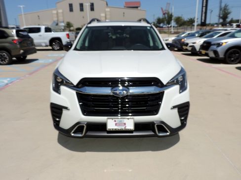 Certified 2024 Subaru Ascent Touring AWD/4WD image 2