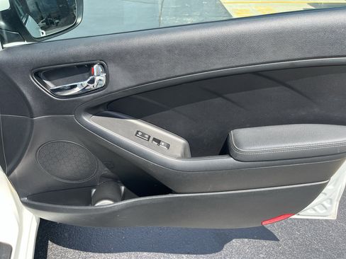 Used 2017 Kia Forte S w/ S Premium Package FWD image 51