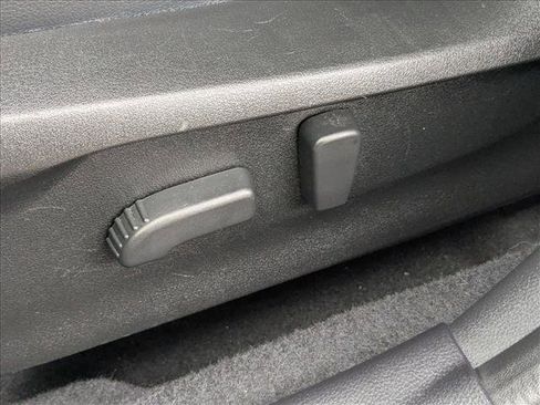 Certified 2023 Subaru Crosstrek 2.5i Limited image 24