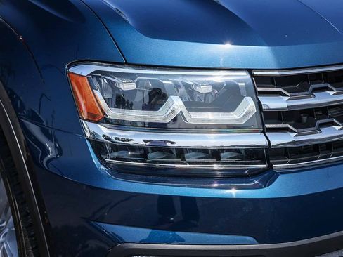 Used 2020 Volkswagen Atlas SE w/ Panoramic Sunroof Package image 14