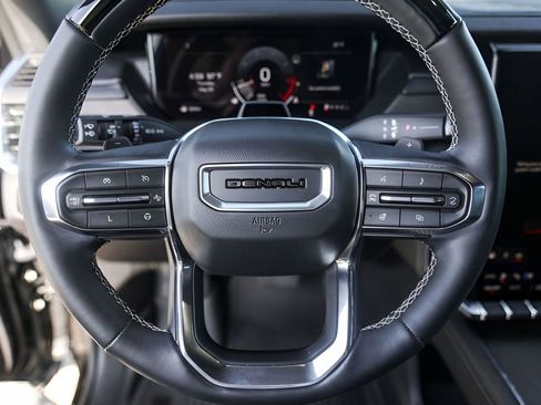 Used 2024 GMC Acadia Denali w/ Super Cruise Package FWD image 15
