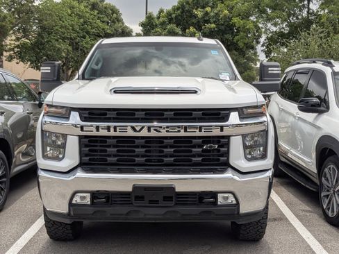 Used 2022 Chevrolet Silverado 3500 LT w/ Convenience Package RWD image 2