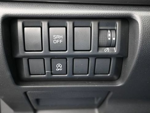 Used 2024 Subaru Forester Premium AWD/4WD image 25