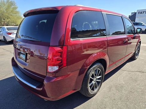 Used 2018 Dodge Grand Caravan GT image 5