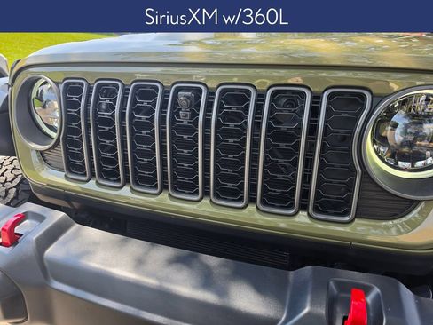 Used 2025 Jeep Wrangler Unlimited Rubicon w/ XTREMEE 35" Tire Package AWD/4WD image 16