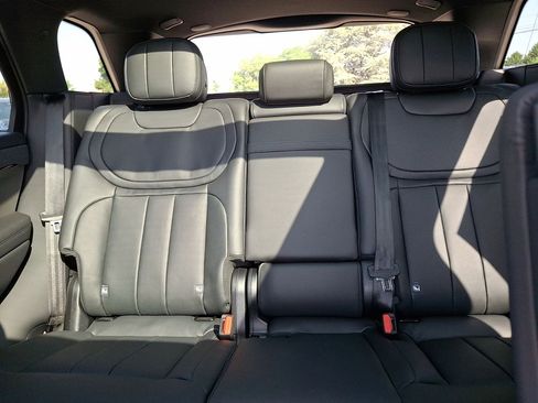 New 2026 Land Rover Range Rover Sport SE AWD/4WD image 13