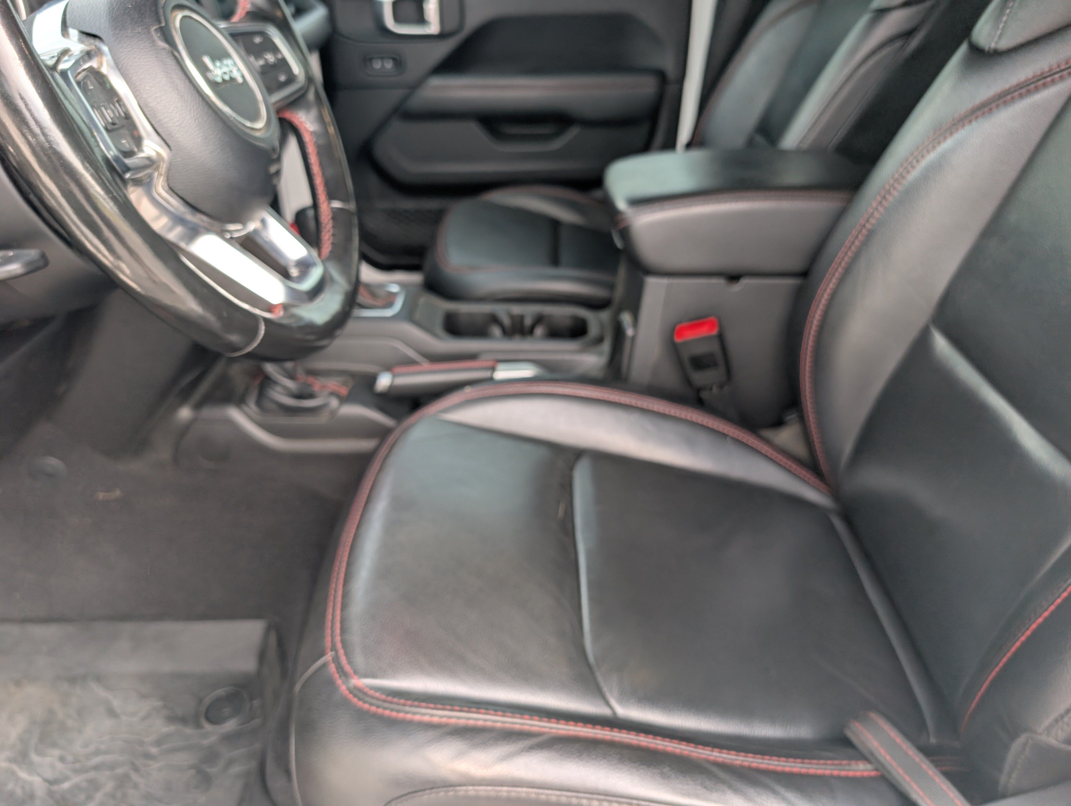Used 2020 Jeep Gladiator Rubicon AWD/4WD image 6
