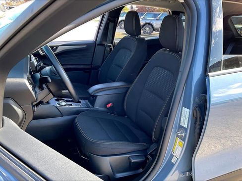 Used 2025 Ford Escape Active image 7