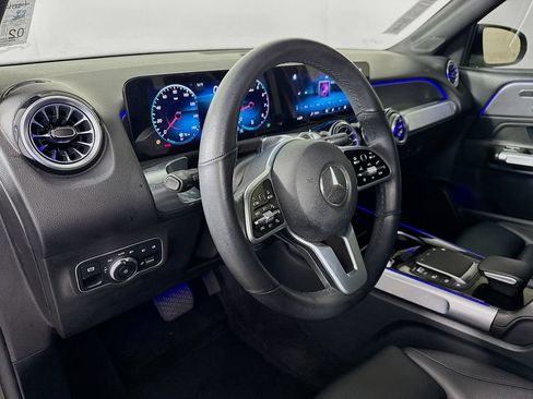 Used 2022 Mercedes-Benz GLB 250 image 9