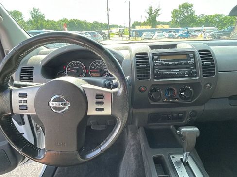 Used 2005 Nissan Xterra SE RWD image 11