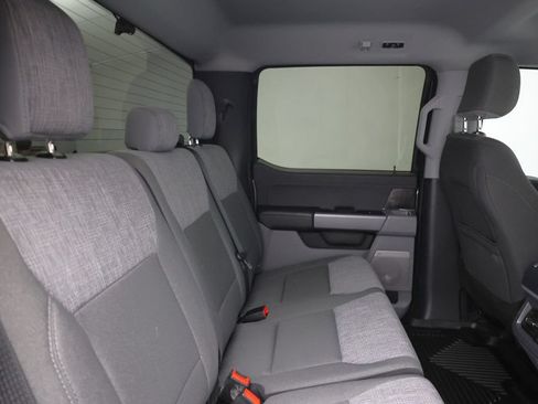Used 2025 Ford F250 XLT w/ Black Appearance Package AWD/4WD image 19