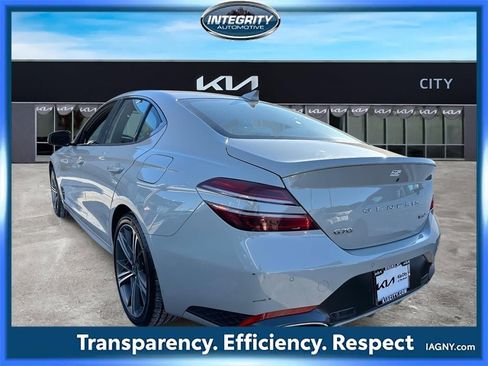 Used 2025 Genesis G70 3.3T Advanced image 6