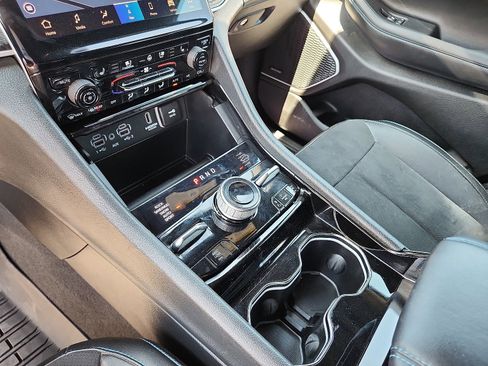 Used 2022 Jeep Grand Cherokee Trailhawk image 18