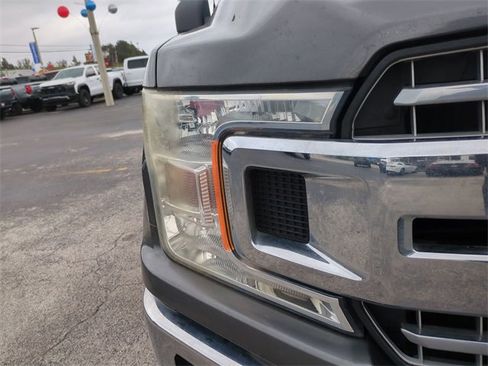 Used 2018 Ford F150 XLT w/ Equipment Group 302A Luxury image 10