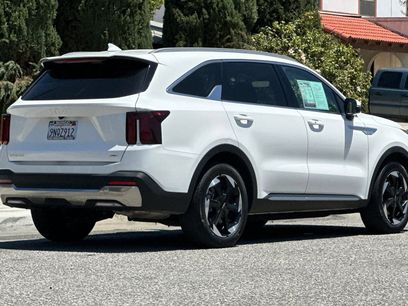 Used 2025 Kia Sorento EX