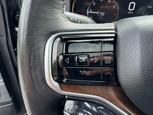 Used 2024 Jeep Grand Wagoneer L 4WD image 21