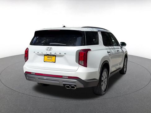 Used 2025 Hyundai Palisade SEL FWD image 14