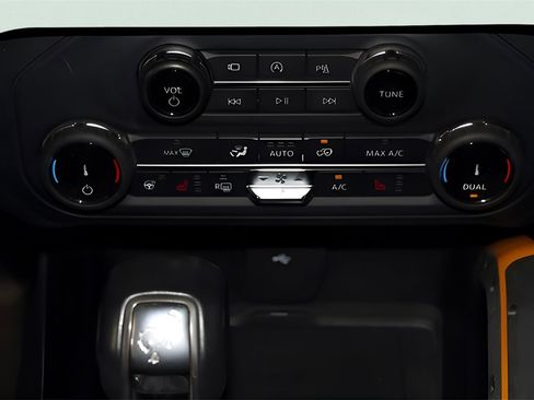 Used 2022 Ford Bronco Badlands image 33