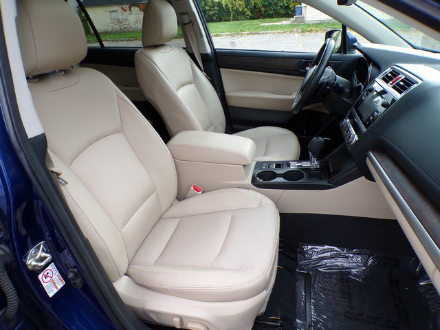 Used 2017 Subaru Outback 2.5i Limited AWD/4WD image 16