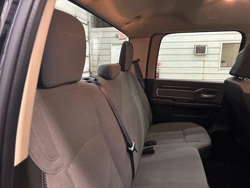 Used 2020 RAM 3500 Big Horn AWD/4WD image 32