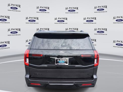 New 2026 Ford Expedition Max Platinum w/ Stealth Performance Package AWD/4WD image 4