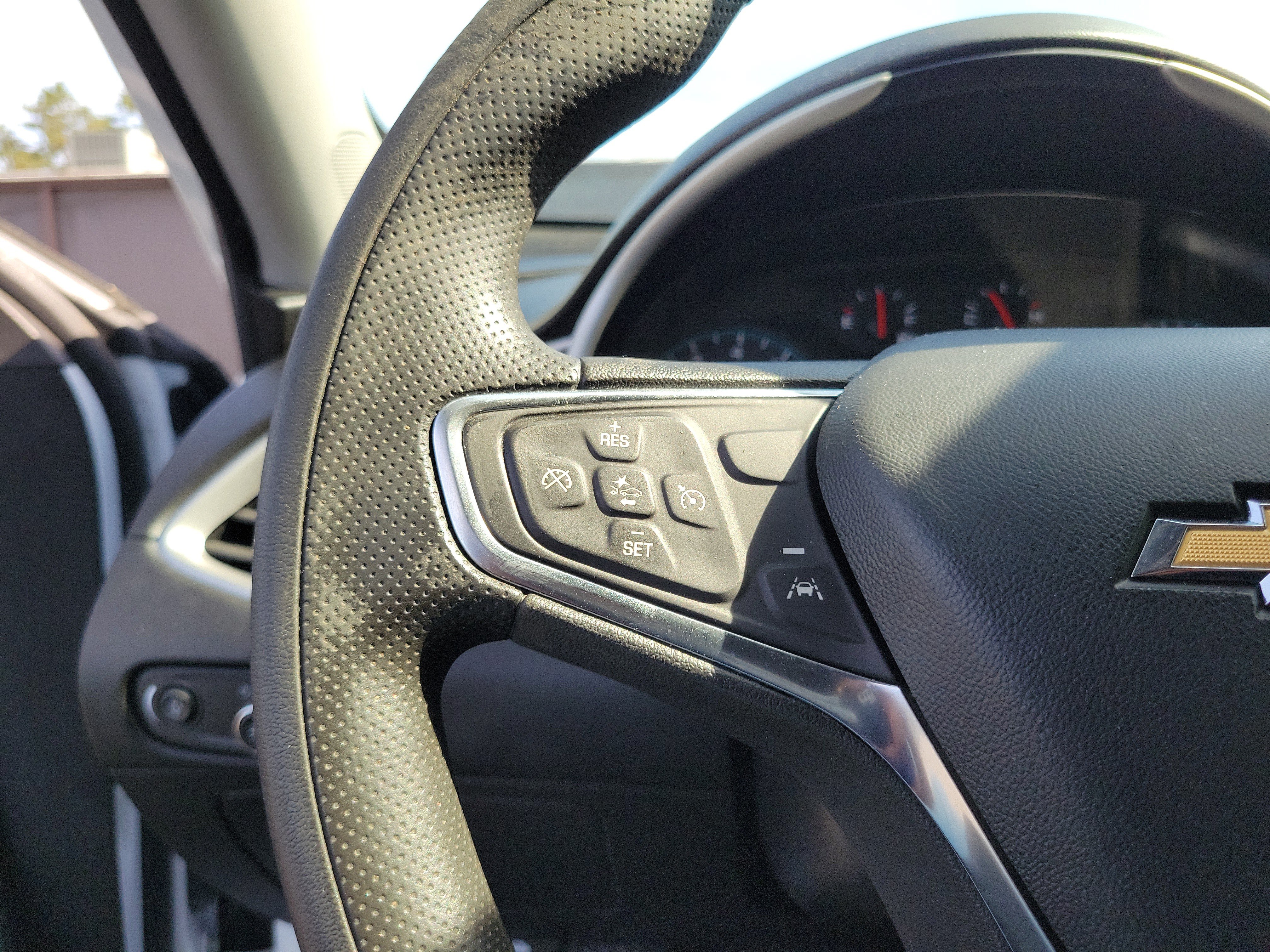 Used 2024 Chevrolet Malibu LS FWD image 22