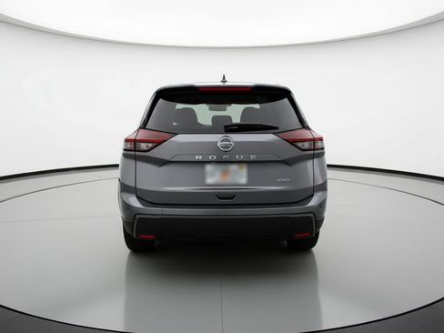 Used 2025 Nissan Rogue SV image 7