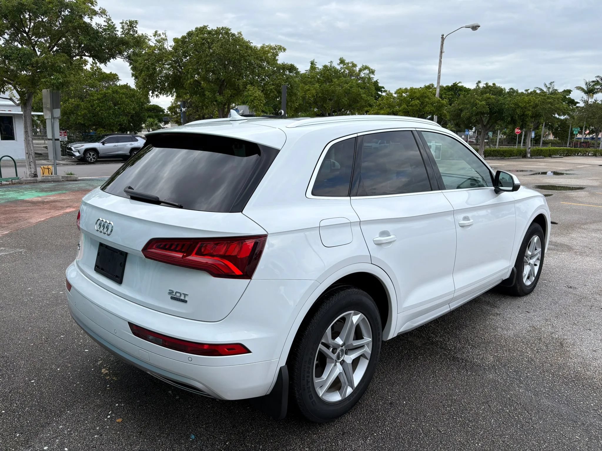 Used 2018 Audi Q5 2.0T Premium Plus w/ Premium Plus Package AWD/4WD image 6