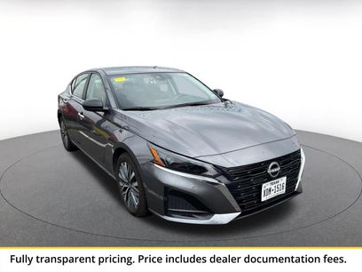 Used 2025 Nissan Altima 2.5 SV