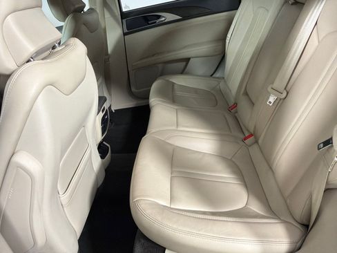 Used 2017 Lincoln MKZ Select w/ Technology Package FWD image 17
