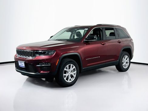 Used 2022 Jeep Grand Cherokee Limited image 1