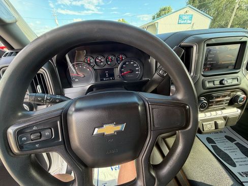 Used 2020 Chevrolet Silverado 1500 W/T w/ WT Convenience Package AWD/4WD image 10