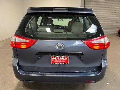 Used 2017 Toyota Sienna L