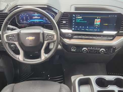 Used 2023 Chevrolet Silverado 1500 LT AWD/4WD image 26