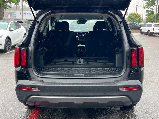 Used 2023 Kia Sorento AWD image 10