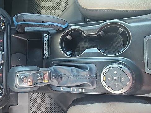 Used 2022 Ford Bronco Wildtrak image 22