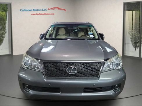Used 2013 Lexus GX 460 Premium image 2