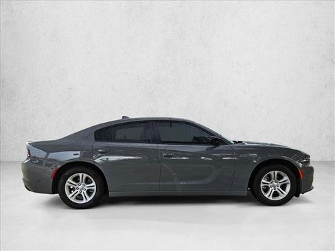 Used 2023 Dodge Charger SXT RWD image 4